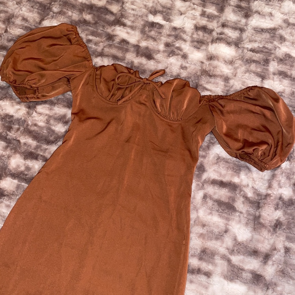 Dress - Picture 2 of 3